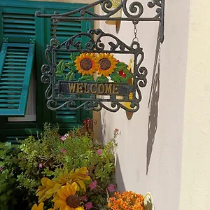 Couette-café Il Girasole, Finale Ligure